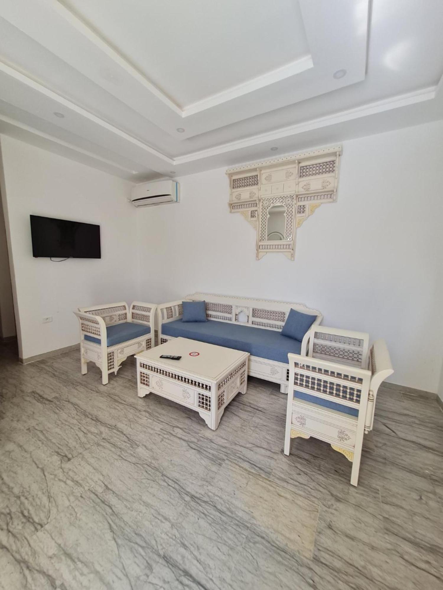 Musk De Djerba Suite Aziz Avec Piscine Temlale ภายนอก รูปภาพ